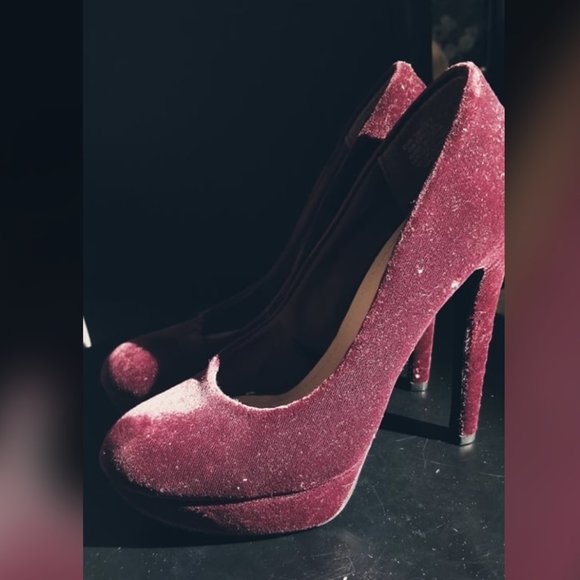 Red Velvet 5-Inch Platform Heels - Picture 2 of 4